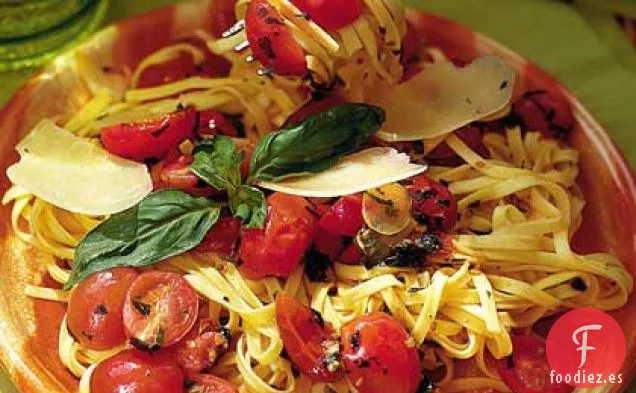 Salsa de Tomate Fresca con Linguini