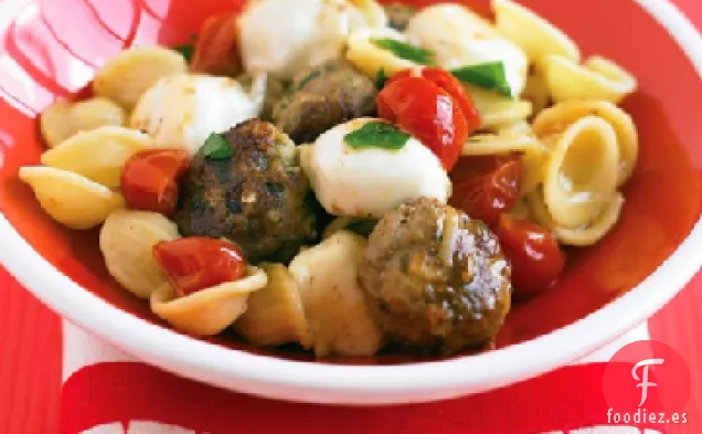 Pasta con Albóndigas de Pavo y Boconcini