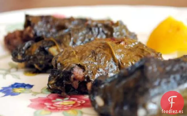 Dolma Griega, También Conocida Como Hojas de Uva Rellenas