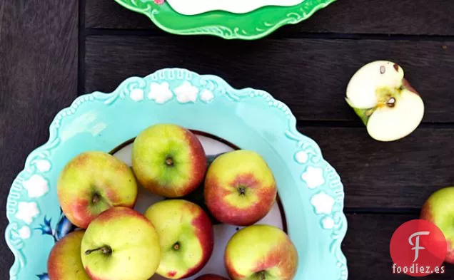 Apio con sabor a Hierba De Limón, Batata Blanca Y Fruta De Invierno