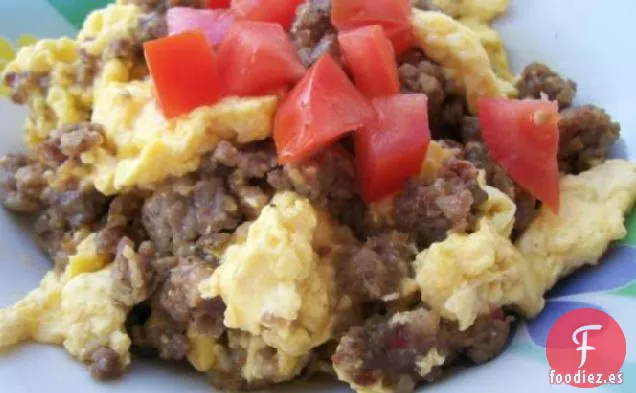 Revueltos de Salchichas y Queso