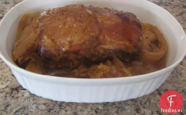 Lomo de Cerdo Asado y Kraut de Cocción Lenta (Olla de cocción Lenta)