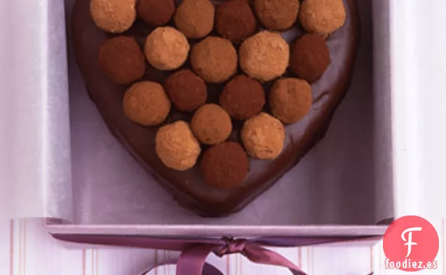 Corazón de Torta Sacher con Tapa de Trufa