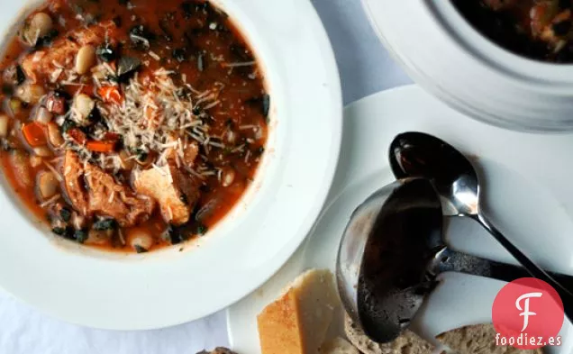 Sopa de Tomate y Pan Toscano (ribollita)