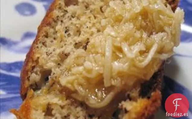 Pastel de Café de Plátano Con Streusel de Macadamia y Coco