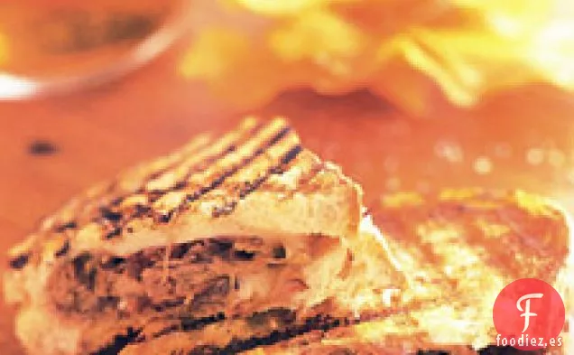 Queso A La Parrilla Con Costillas Cortas