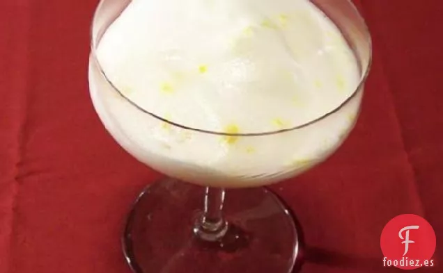 Budín De Nieve Con Salsa Grand Marnier