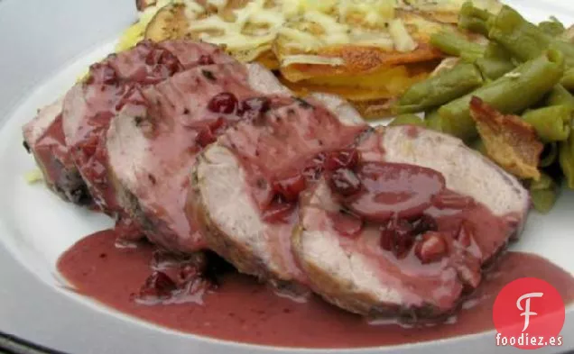 Lomo De Cerdo Con Salsa De Arándano Rojo