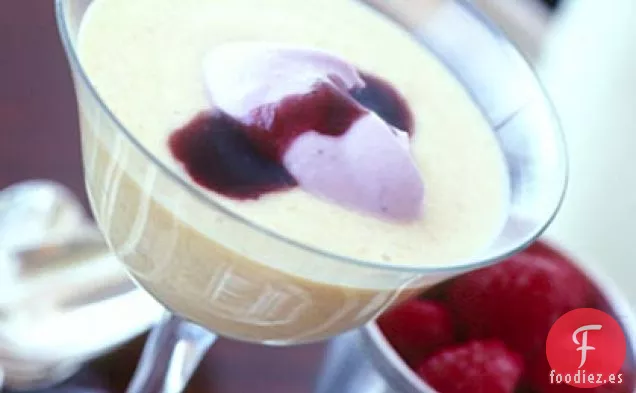 Sopa Fría de Durazno de Georgia con Crema de Frambuesa