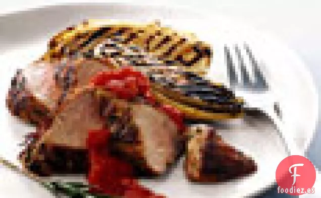 Lomo de Cerdo a la Parrilla, Escarola Belga y Mermelada de Chile con Tomate