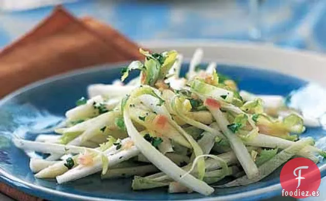 Ensalada Belga de Escarola y Manzana