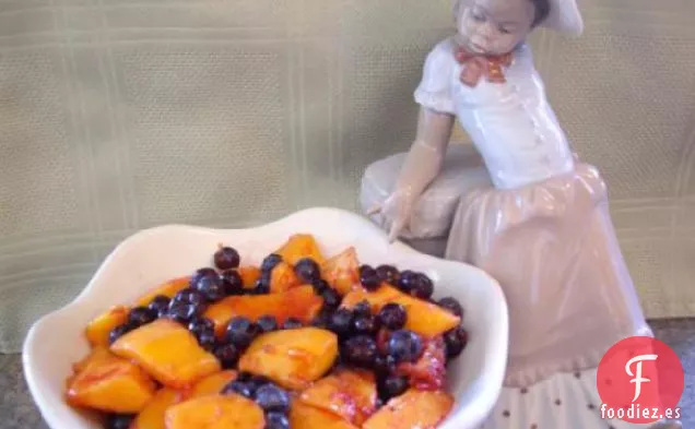 Ensalada de Frutas de Arándanos y Mango