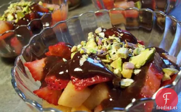 Frutas De Verano Con Ganache De Tahini