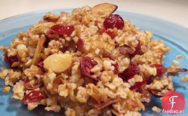 Pilaf de Bulgur Con Almendras y Arándanos