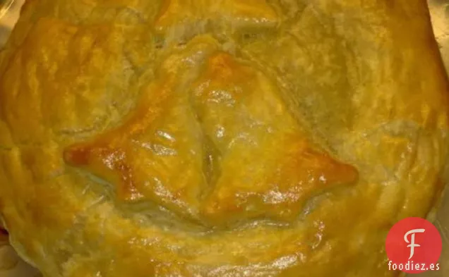 Brie en Hojaldre Con Salsa de Arándanos