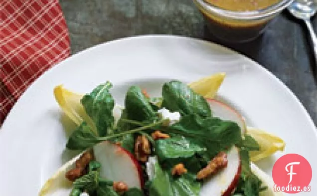 Ensalada De Manzana, Nuez Y Escarola