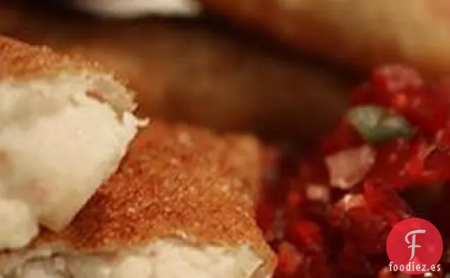 Wontons Sobrantes de Acción de Gracias con Salsa de Arándanos