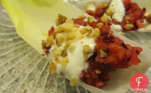 Escarola Rellena De Arándano Y Caqui Con Queso De Cabra Picante Dr