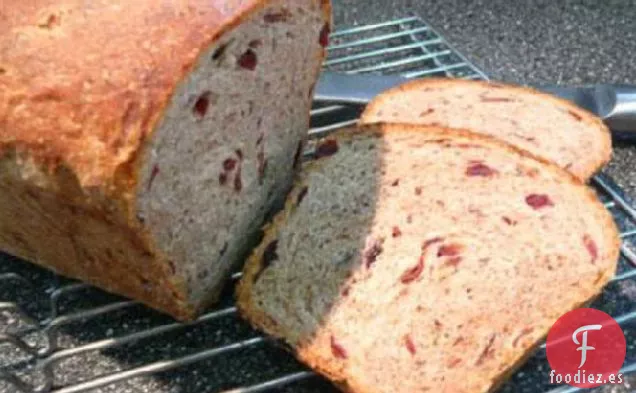 Pan de Centeno con Arándanos Secos y Pacanas Tostadas (Máquina de Hacer Pan)