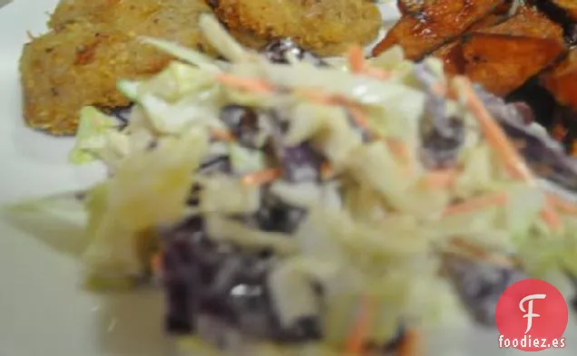 Ensalada de repollo Pinepple y Craisen Cole