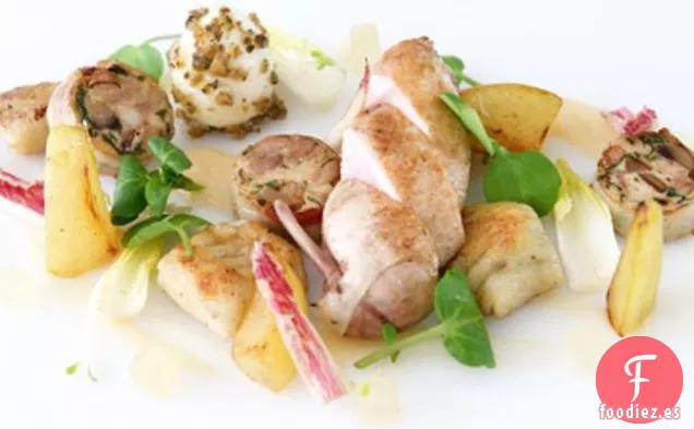 Ensalada De Pera, Codorniz, Nuez Y Stilton