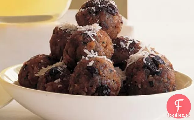 Albóndigas Espolvoreadas Con Queso Parmesano