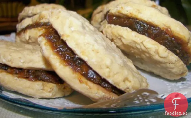 Galletas de Avena Rellenas con Fecha
