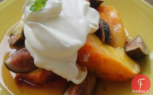 Melocotones de Miel y Lima con nubes de Crema Fresca