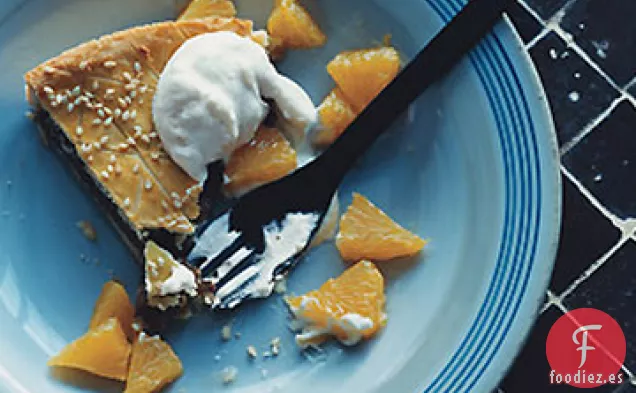 Tarta de Higos y Sésamo con Crema de Naranja de Cardamomo