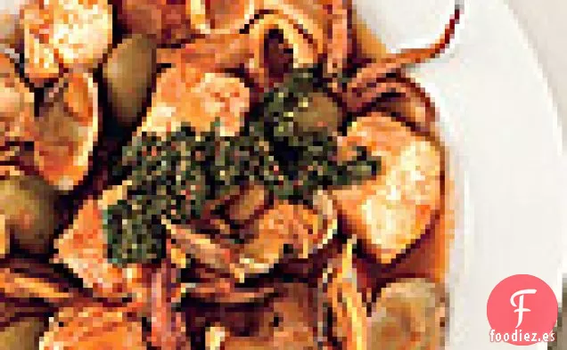Estofado De Mariscos Con Almejas Y Calamares Con Salsa Verde