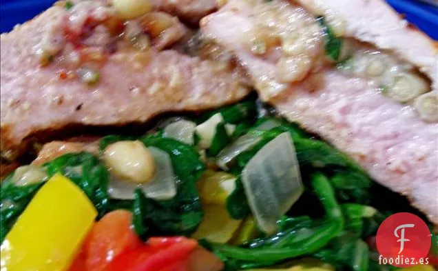 Lomo de Cerdo Relleno de Higos, Piñones y Queso Feta