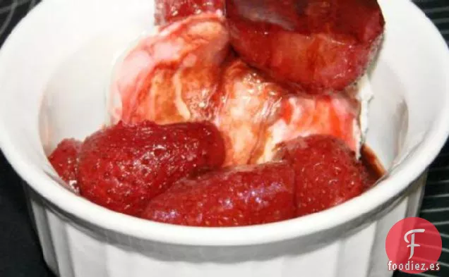 Fresas Asadas Con Salsa De Vino Y Vinagre Balsámico