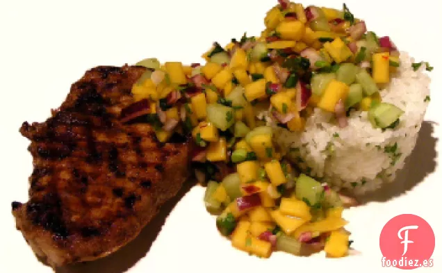 Chuletas Tropicales De Cerdo A La Parrilla Con Salsa Chutney De Mango