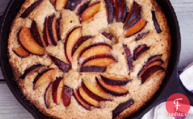 Pastel de Ciruela de Sartén de 30 Minutos
