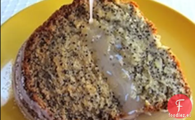 Pastel de Semillas de Amapola de Purim con Glaseado de Limón