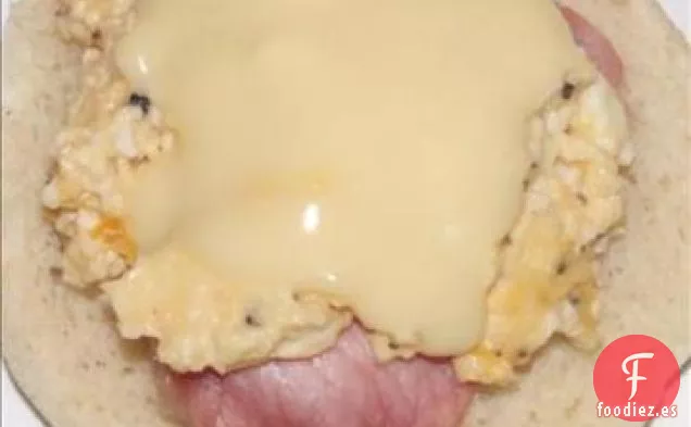 Huevos Revueltos Benedict