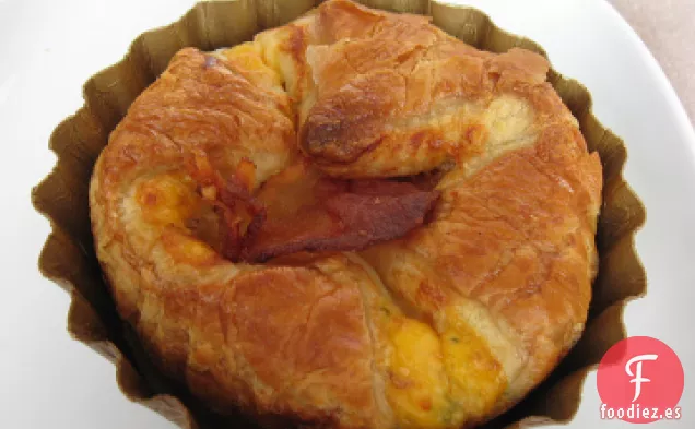 Queso Cheddar, Tocino y Soufflé de Cebolleta