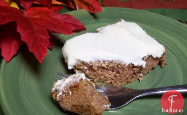 Pastel De Compota De Manzana Con Glaseado De Queso Crema