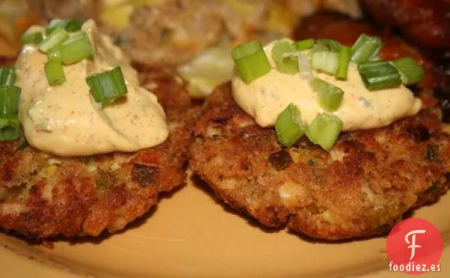 Pasteles De Pollo Con Salsa Remoulade (¡Rápido y Fácil!)