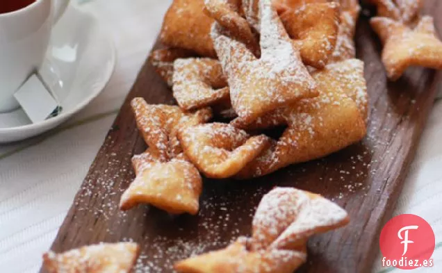 Calzones Rotos (Pasteles Fritos Chilenos)