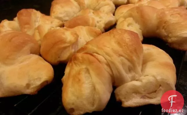 Bocadillos de Rollitos de Jalapeño y Media Luna