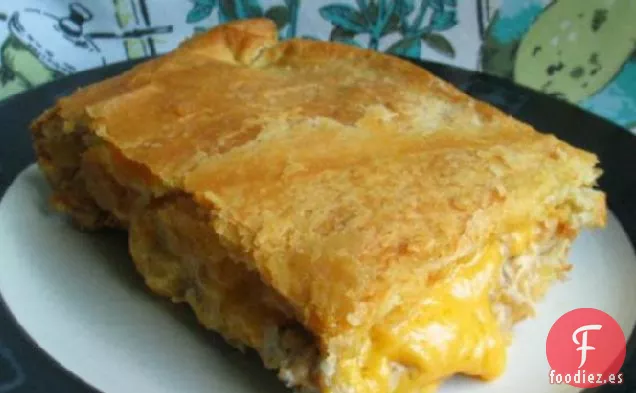 Cuadrados de Media Luna de Salchicha y Queso