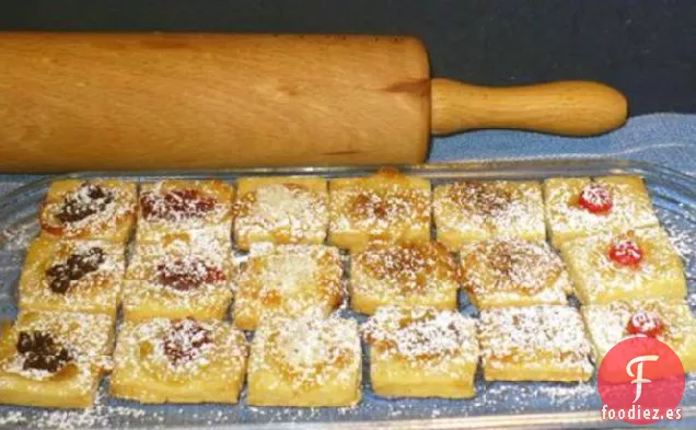 Cuadrados de Corteza de Pastel Danés de Queso