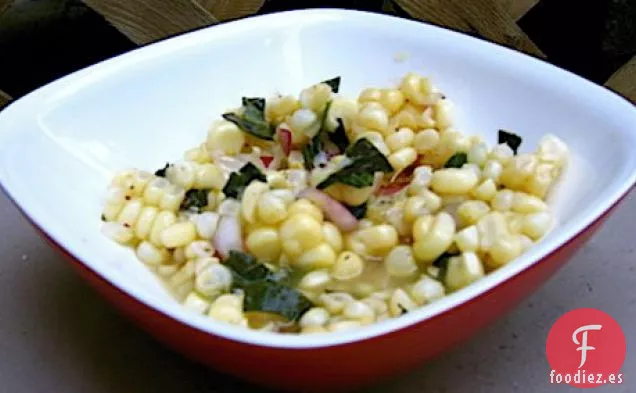 Saludable y Deliciosa: Ensalada de Maíz Fresco