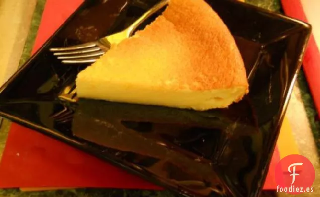 Pastel de Suero de Mantequilla Sin Corteza