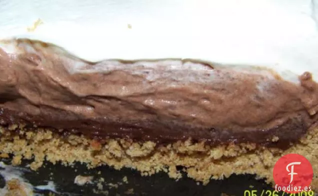 Pastel de Chocolate de Triple Capa con Látigo Frío