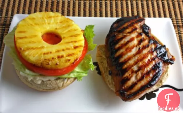 Sándwiches de Pollo con Piña A la Parrilla