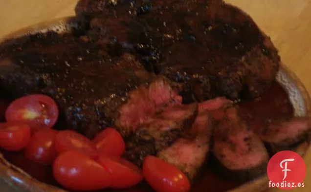 Conejo en Salsa de Vino Blanco, Tocino, Cebolla y Champiñones