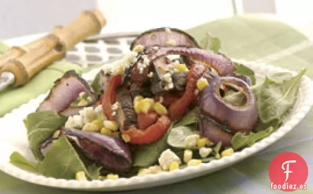 Ensalada De Pimiento, Maíz Y Cebolla Roja A La Parrilla Con Queso Azul Vi