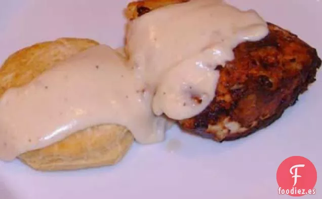 Pollo Pollo Frito Con Salsa De Campo